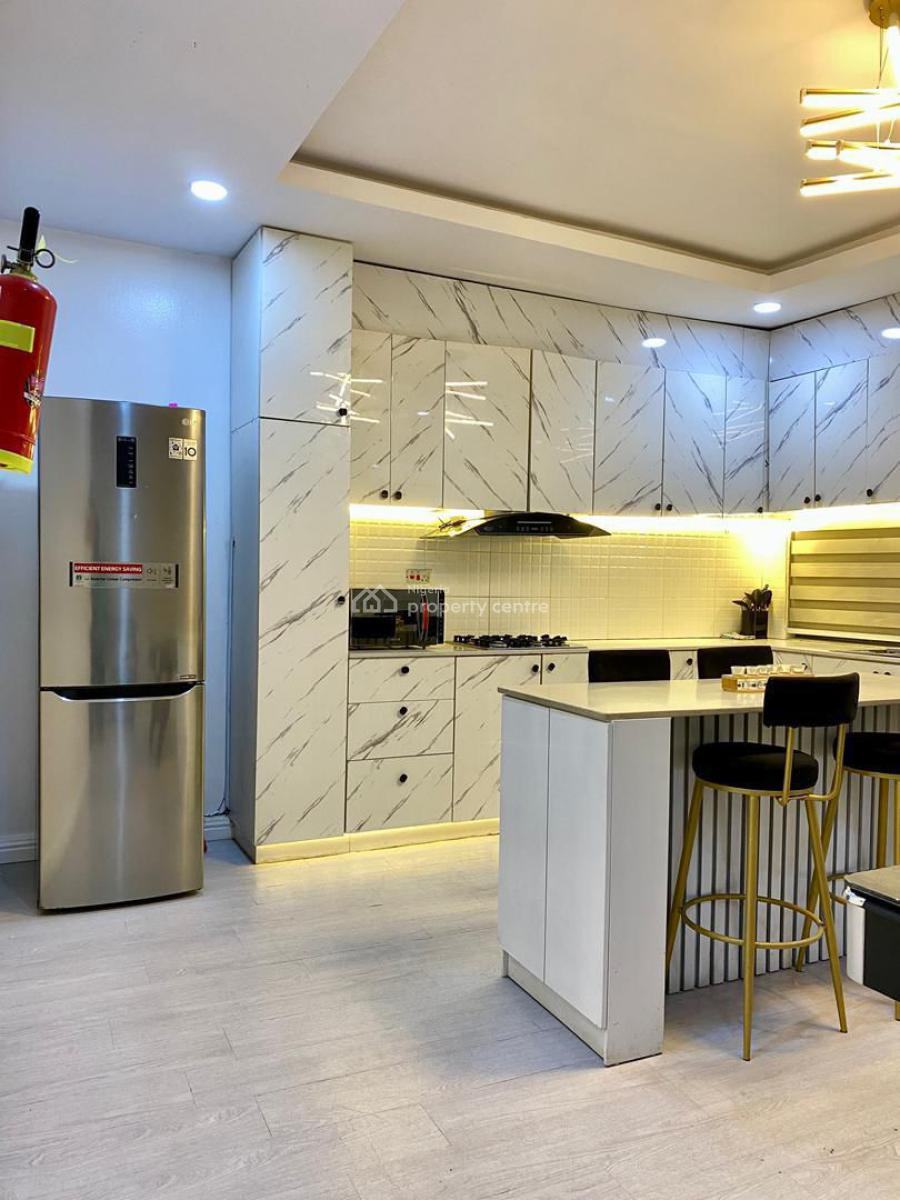 Luxury 2 Bedroom Apartment with Housekeeping and En-suite Rooms, Victoria Island (vi), Lagos, Flat / Apartment Short Let