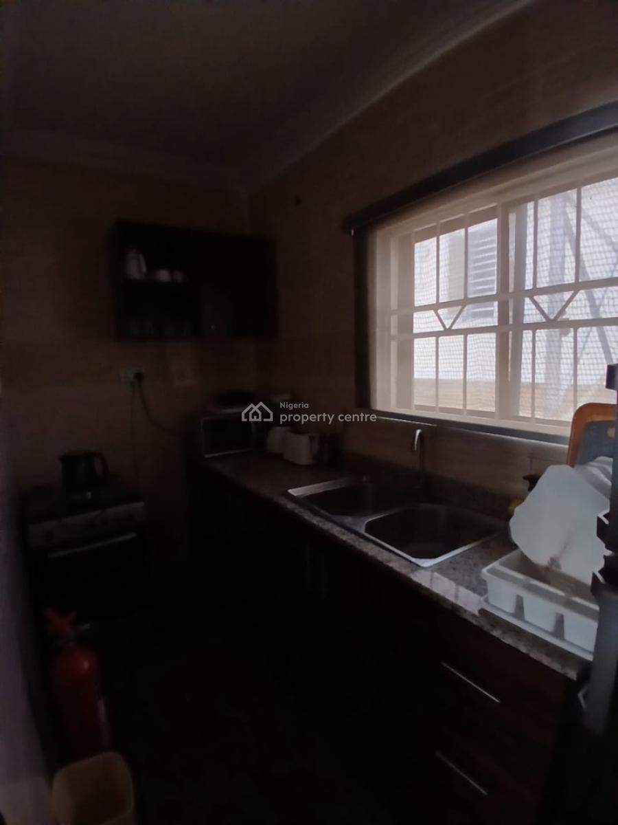 Luxury Self Service 3 Bedroom with Bq for Office Use Or Residential, Lekki Phase 1, Lekki, Lagos, Flat / Apartment for Rent