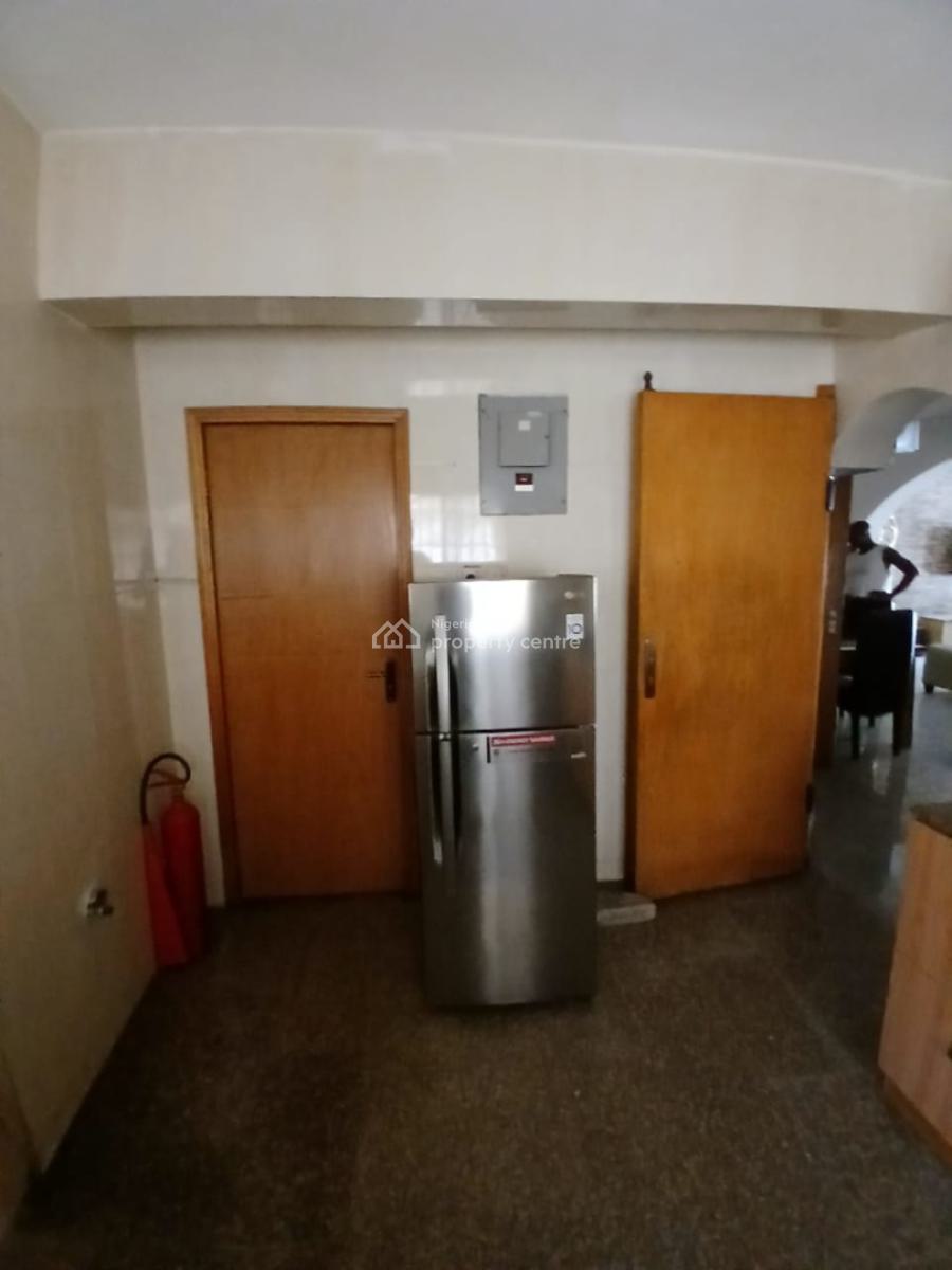 Luxury Self Service 3 Bedroom with Bq for Office Use Or Residential, Lekki Phase 1, Lekki, Lagos, Flat / Apartment for Rent