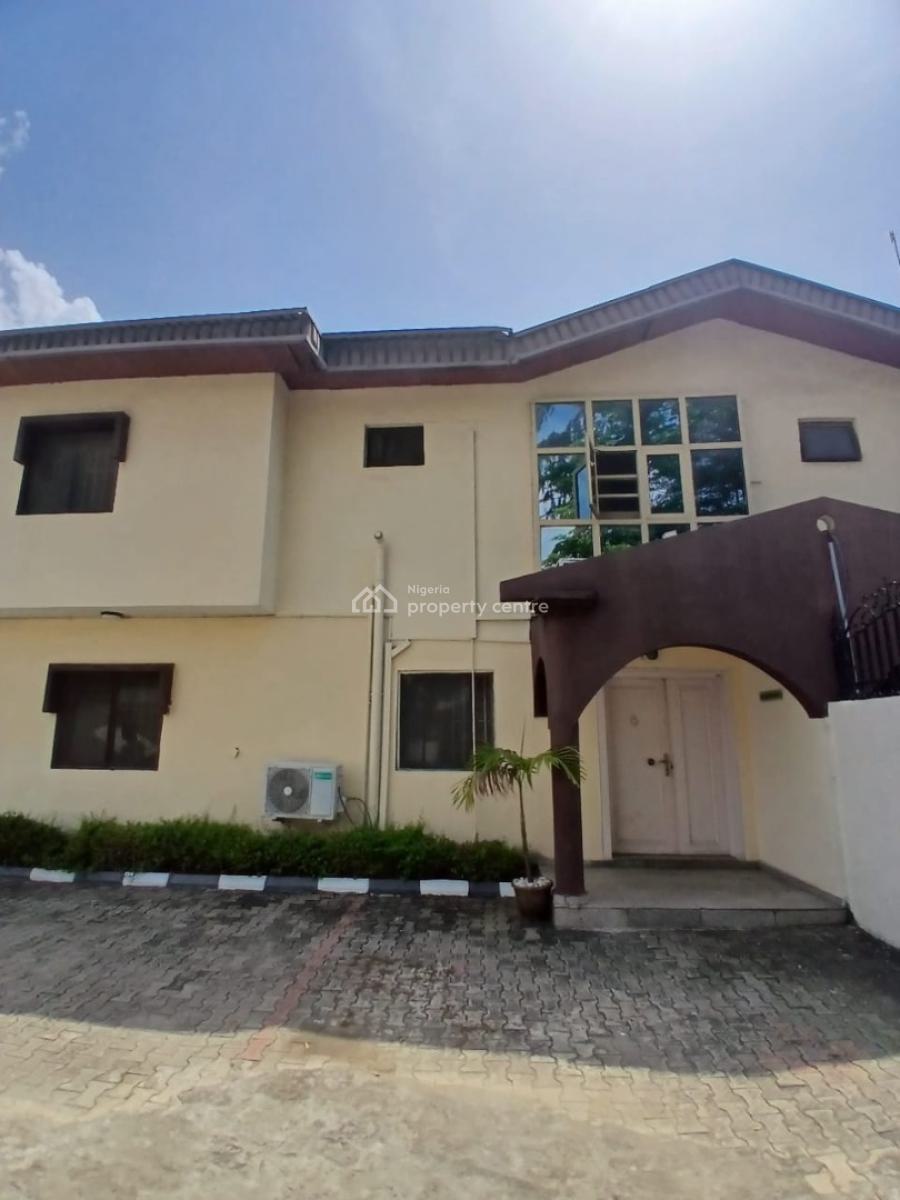 Luxury Self Service 3 Bedroom with Bq for Office Use Or Residential, Lekki Phase 1, Lekki, Lagos, Flat / Apartment for Rent