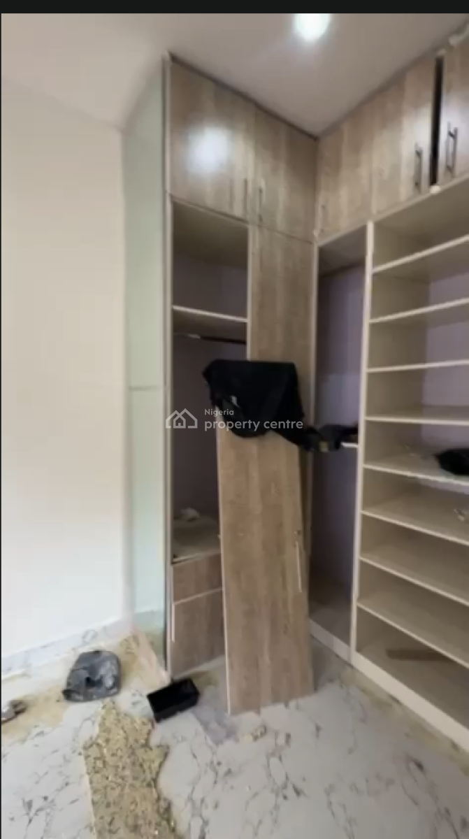 Spacious Studio Master Bedroom, Van Daniel Estate Orchid, Lekki Phase 2, Lekki, Lagos, Flat / Apartment for Rent