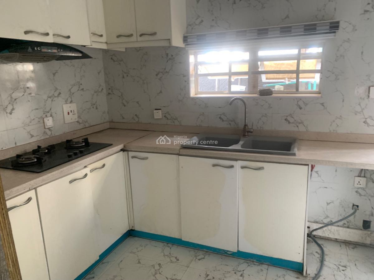 Shared Apartment, Lekki Conservation Center, Lekki, Lagos, Self Contain (single Rooms) for Rent