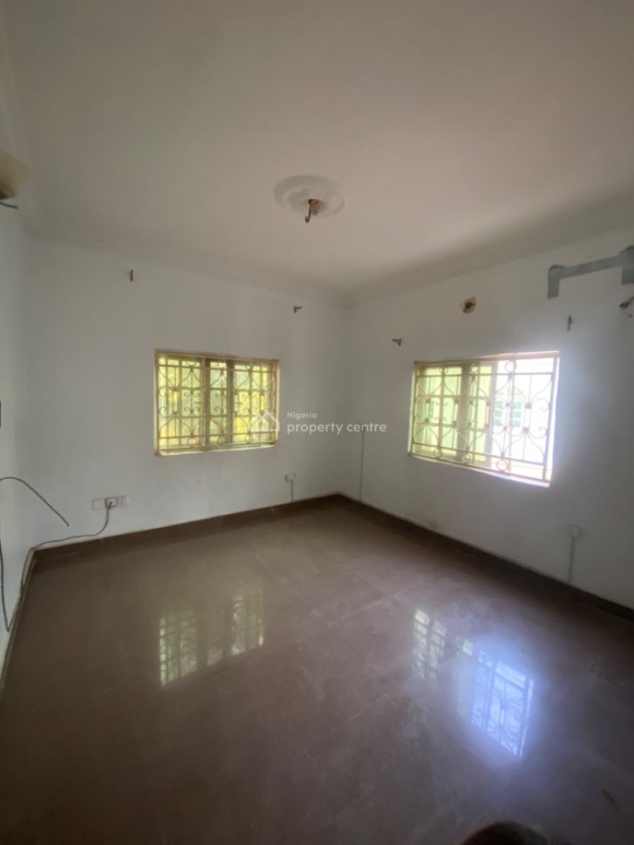 Massive 3 Bedroom Flat in a Secured and Gated Compound, Life Camp, Abuja, Flat / Apartment for Rent