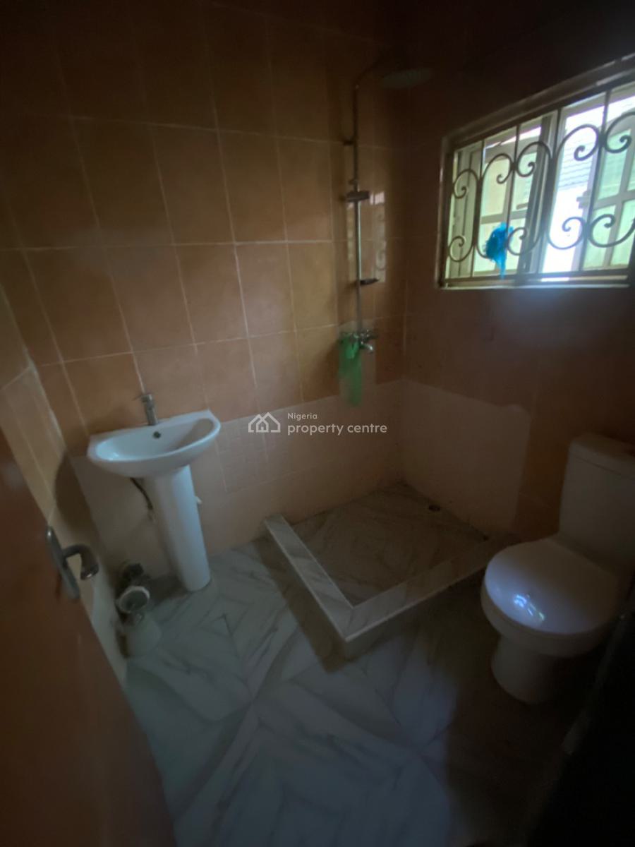 Massive 3 Bedroom Flat in a Secured and Gated Compound, Life Camp, Abuja, Flat / Apartment for Rent