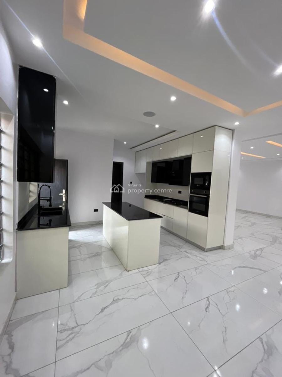 Newly Built 3 Bedrooms Apartments with Bq, Freedom Way, Lekki Phase 1, Lekki, Lagos, Flat / Apartment for Rent