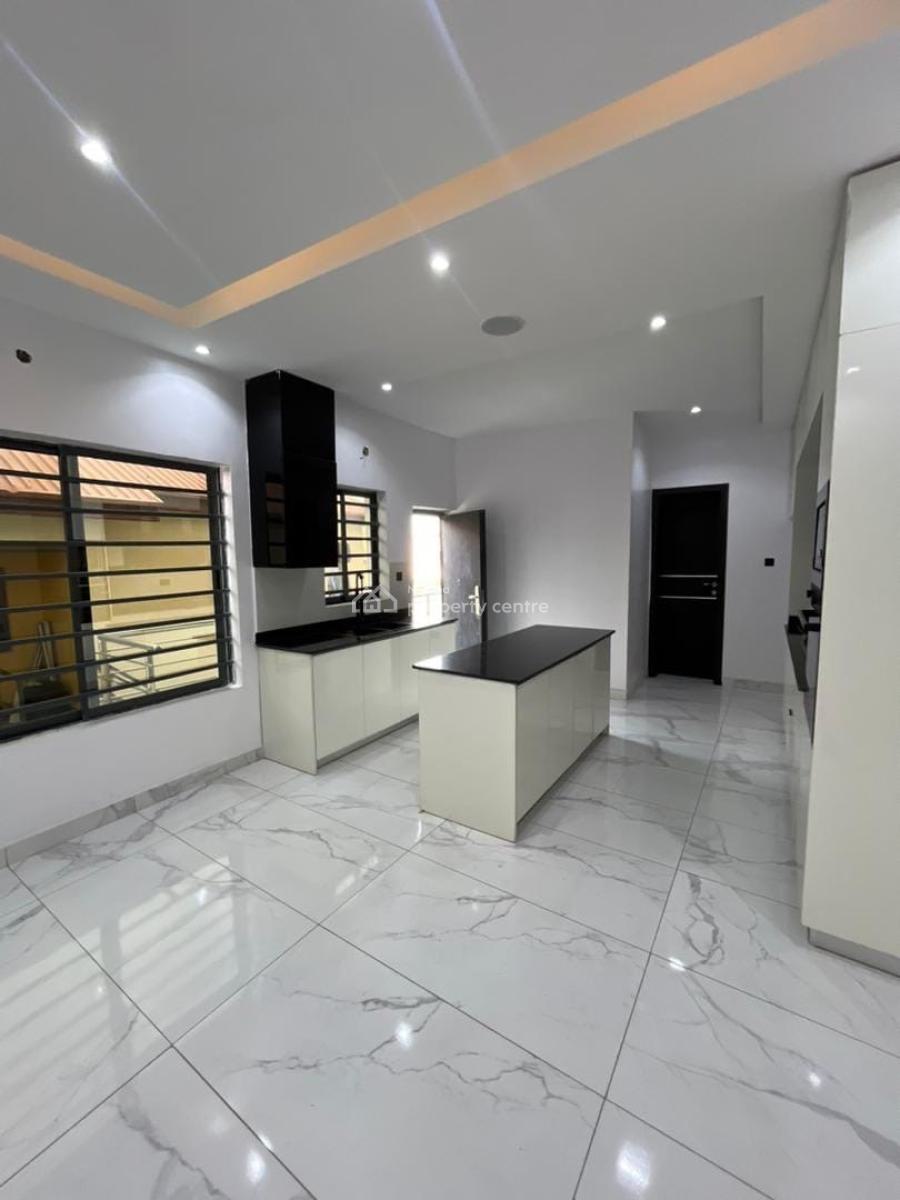 Newly Built 3 Bedrooms Apartments with Bq, Freedom Way, Lekki Phase 1, Lekki, Lagos, Flat / Apartment for Rent