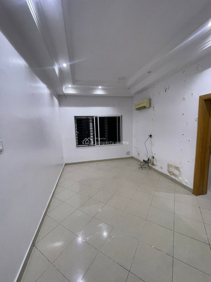 3 Bedroom with Bq, Off Admiralty Road, Lekki Phase 1, Lekki, Lagos, Terraced Duplex for Rent