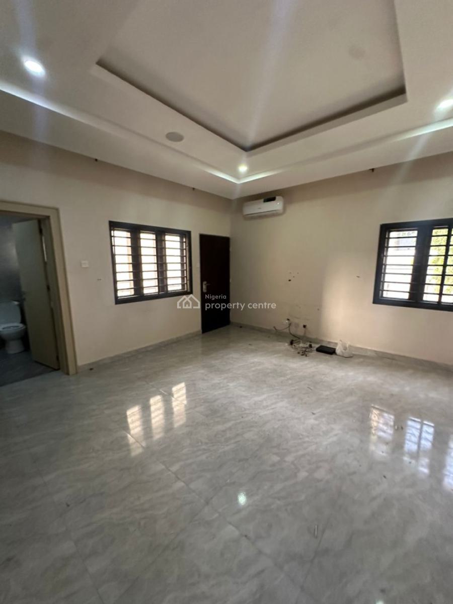 Luxury 3 Bedroom Spacious & Serviced Apartment,bq, 1st Floor, Serene and Well Secured Neighborhood, Wuse 2, Abuja, Flat / Apartment for Rent