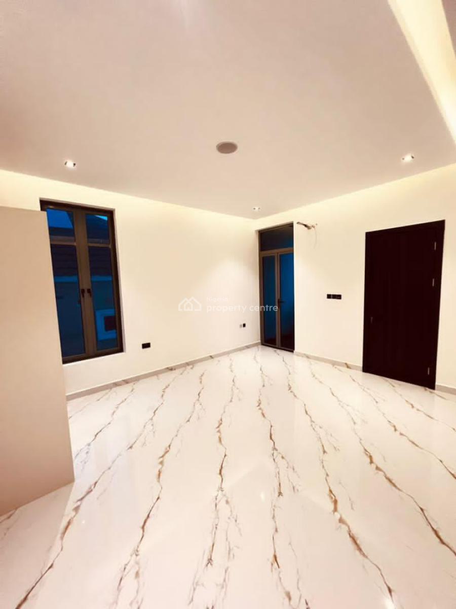 Luxury 3 Bedroom Apartment, Lekki Phase 1, Lekki, Lagos, Flat / Apartment for Sale