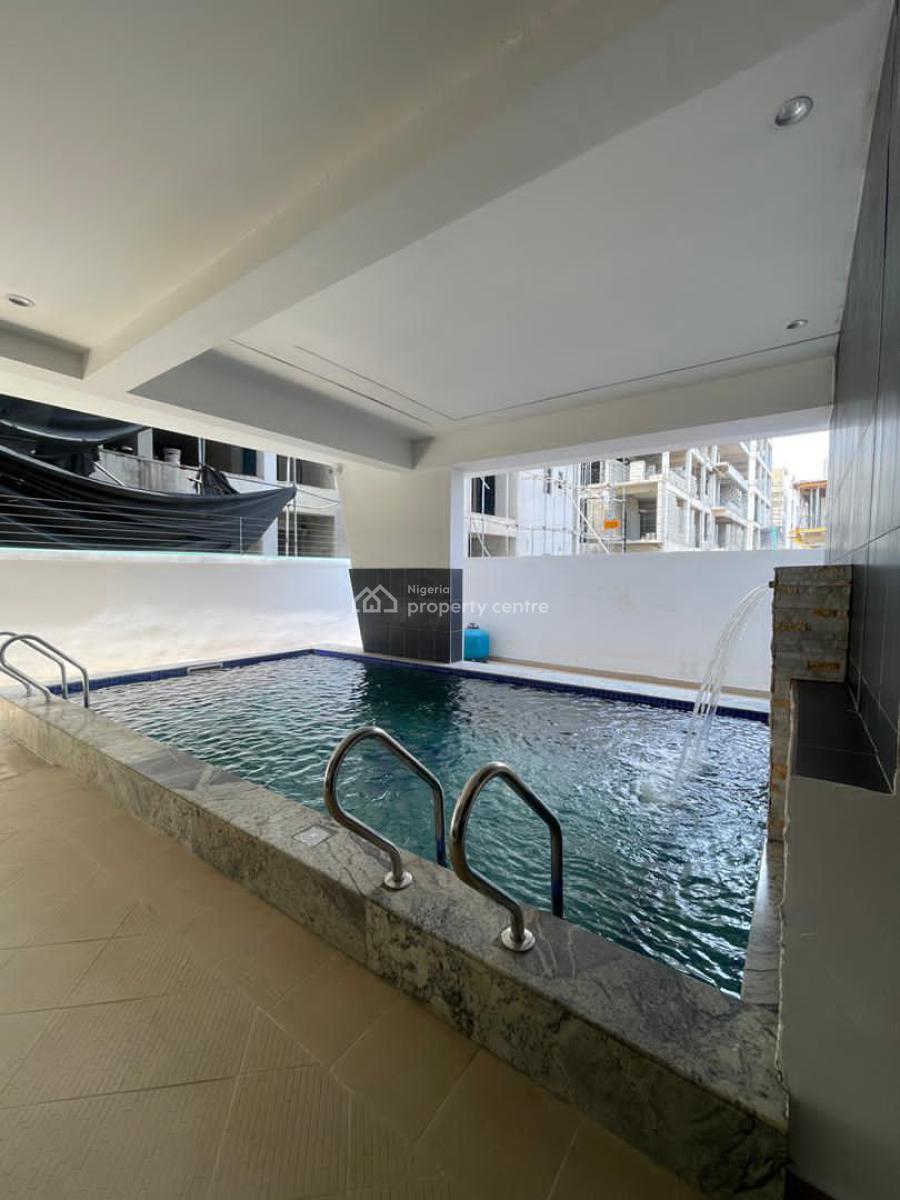 Spacious  2 Bedroom Apartment with Gym & Swimming Pool, Lekki Phase 1, Lekki, Lagos, Flat / Apartment for Sale