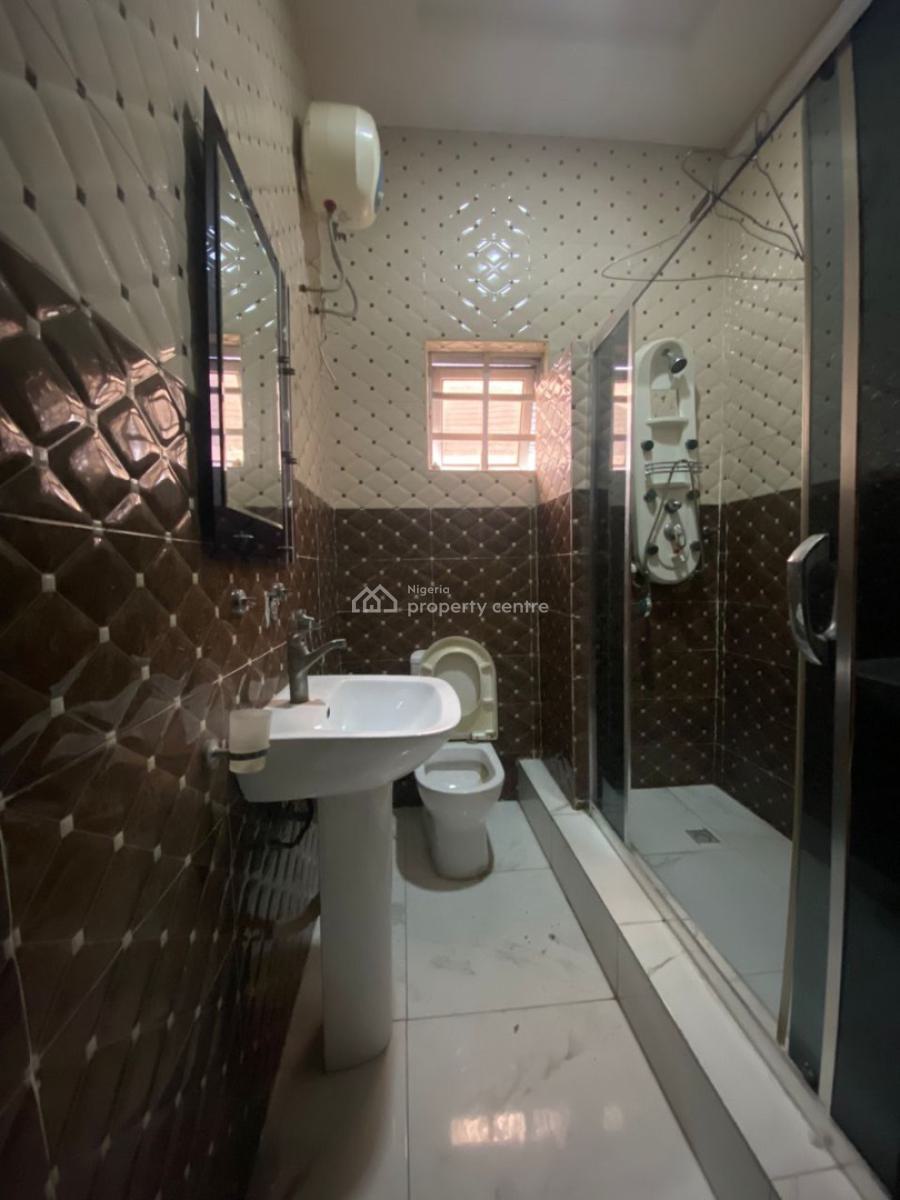 Spacious 5 Bedroom Duplex with Bq, Chevron Drive, Lekki, Lagos, Detached Duplex for Rent