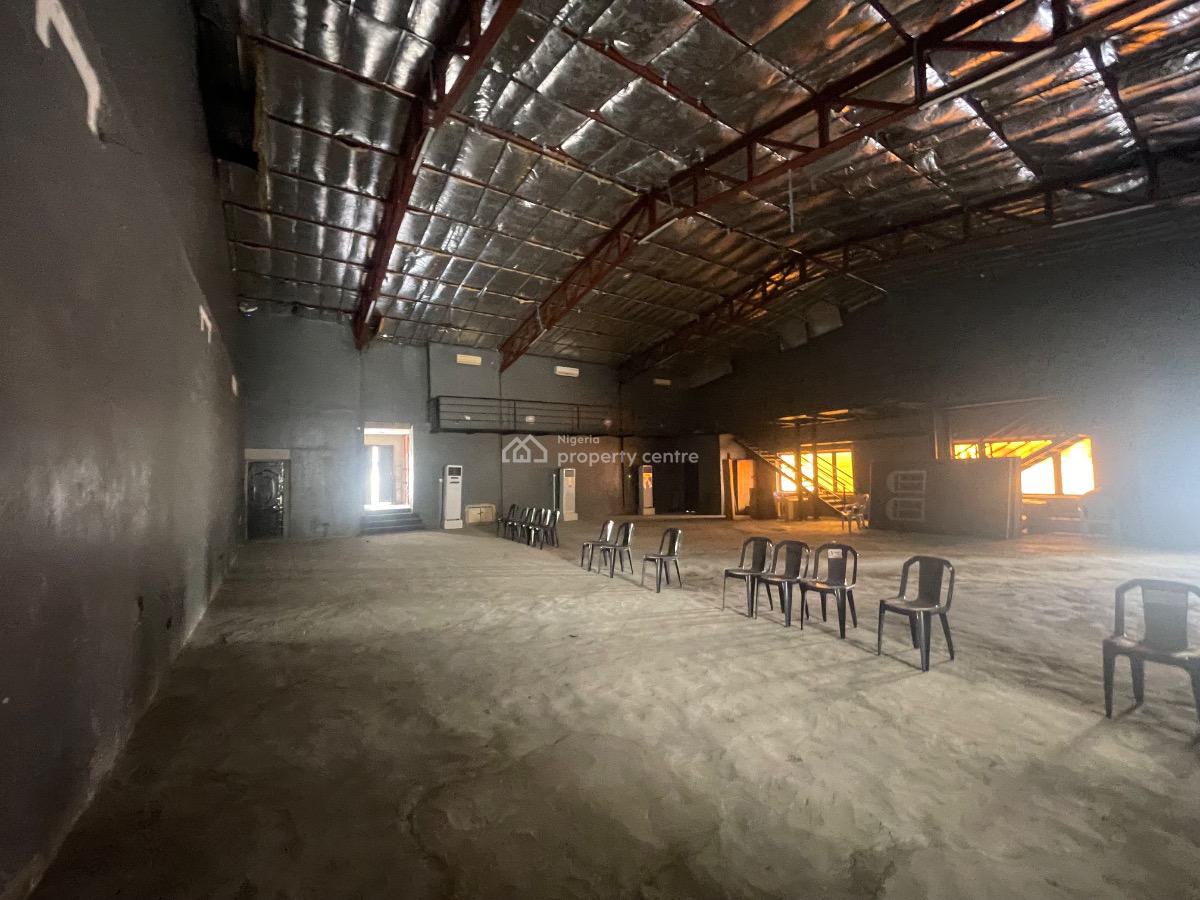 1000sqm Warehouse with 4rooms Office and 3rooms Bq at Lekki Phase 1, Lekki Phase 1, Lekki, Lagos, Warehouse for Rent
