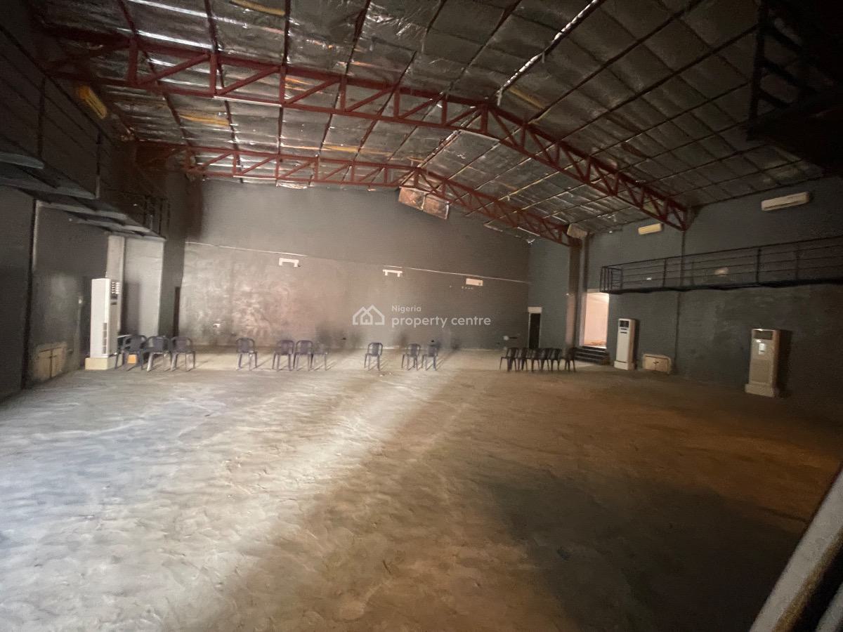 1000sqm Warehouse with 4rooms Office and 3rooms Bq at Lekki Phase 1, Lekki Phase 1, Lekki, Lagos, Warehouse for Rent