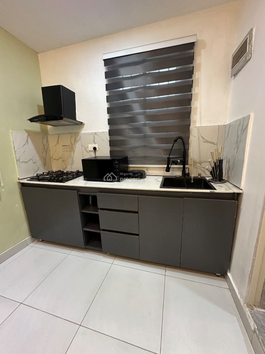 Fully Furnished and Serviced One Bedroom Apartment, Lekki Phase 1, Lekki Phase 1, Lekki, Lagos, Mini Flat (room and Parlour) for Rent