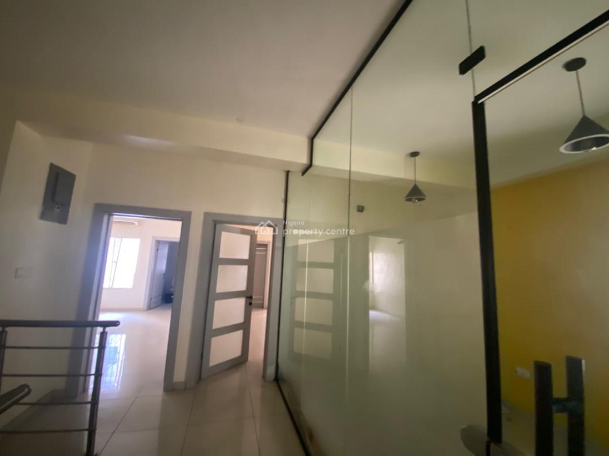 *4bedroom Terrace Duplex with a Bq*, Lekki Phase 1, Lekki, Lagos, Terraced Duplex for Rent