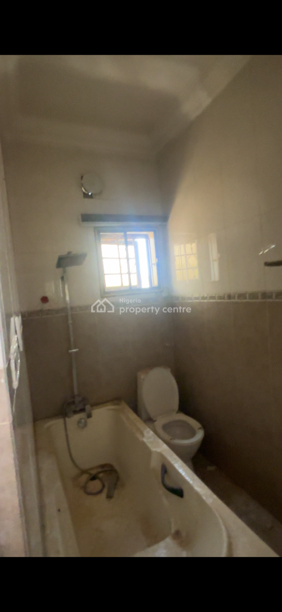 Luxury 3 Bedroom Apartment in Kado, Behind Next Cash and Carry, Kado, Abuja, Flat / Apartment for Rent