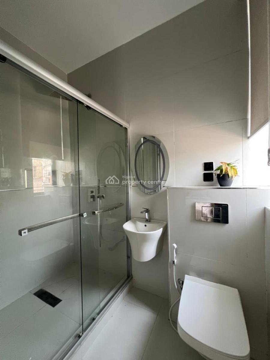 Clean Solid 3bedroom Apartment + (elevator & Pool) in a Secure Estate, Ikate, Lekki, Lagos, Flat / Apartment for Sale