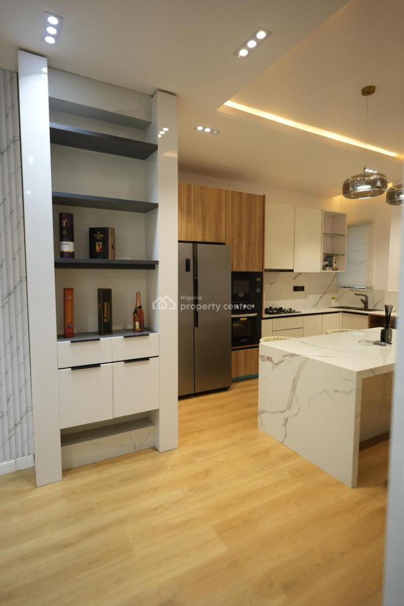 Beautiful 2 Bedroom Maisonette, Lekki Phase 1, Lekki, Lagos, Flat / Apartment Short Let