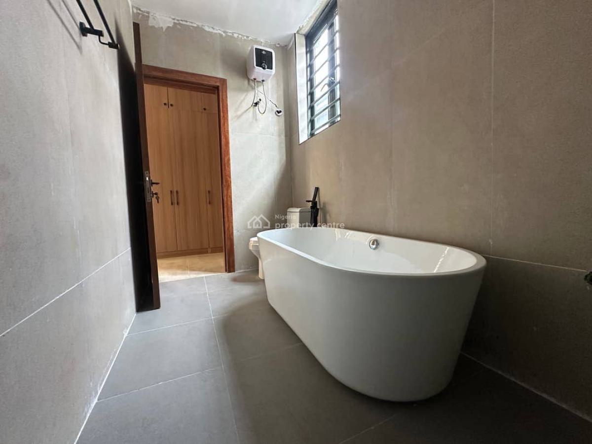 5 Bedroom Fully Detached Duplex with Bq, Lekki Phase 1, Lekki, Lagos, Detached Duplex for Rent