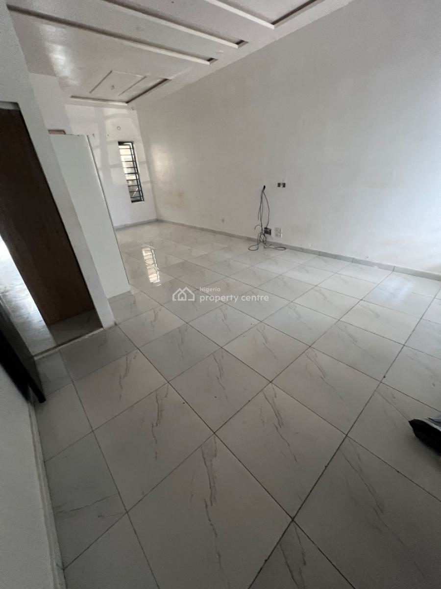 Massive Palour Space in a Shared Apartment (+ Private Kitchen Option), Orchid, Ajah, Lagos, Self Contain (single Rooms) for Rent