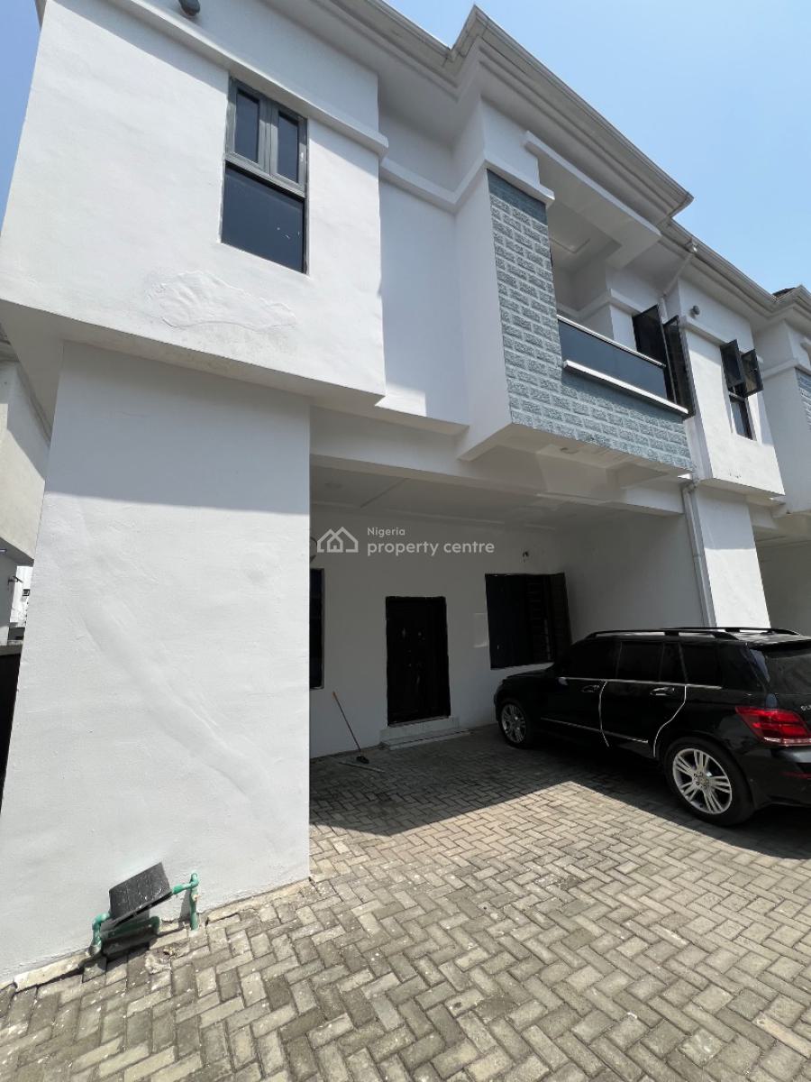 Massive Palour Space in a Shared Apartment (+ Private Kitchen Option), Orchid, Ajah, Lagos, Self Contain (single Rooms) for Rent