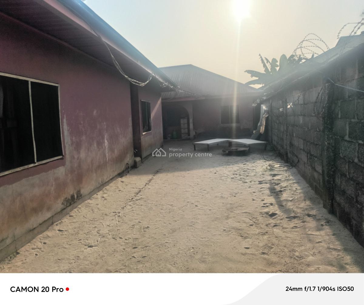 Old 4 Bed Bungalow Plus 2 Unit of 2 Bed Flat, Road 2 Imo Housing By World-bank Housing Estate, New Owerri, Owerri Municipal, Imo, Detached Bungalow for Sale
