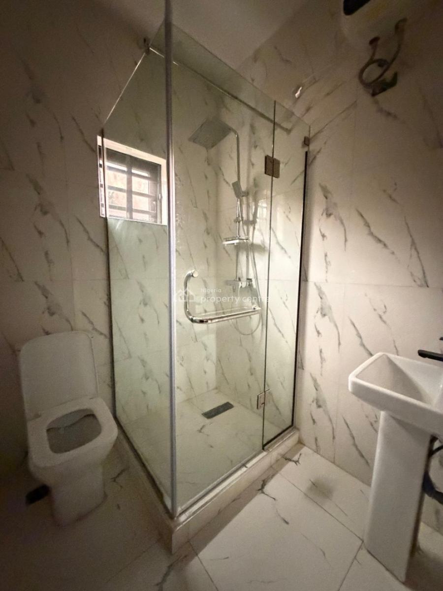 Uniquely Styled 4 Bedroom Semi Detached Duplex with Bq, Gra Phase 1, Magodo, Lagos, Semi-detached Duplex for Sale