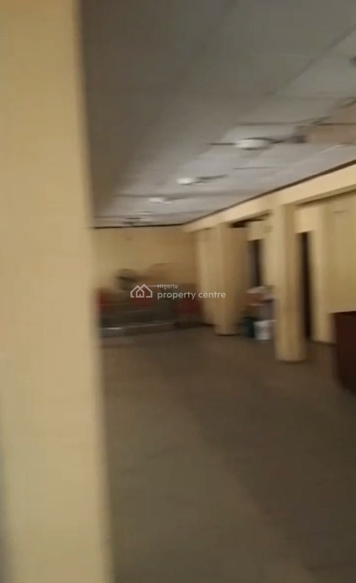 3-bedroom Open Plan Layout (ideal for Corporate/retail Use), Bode Thomas, Surulere, Lagos, Commercial Property for Rent
