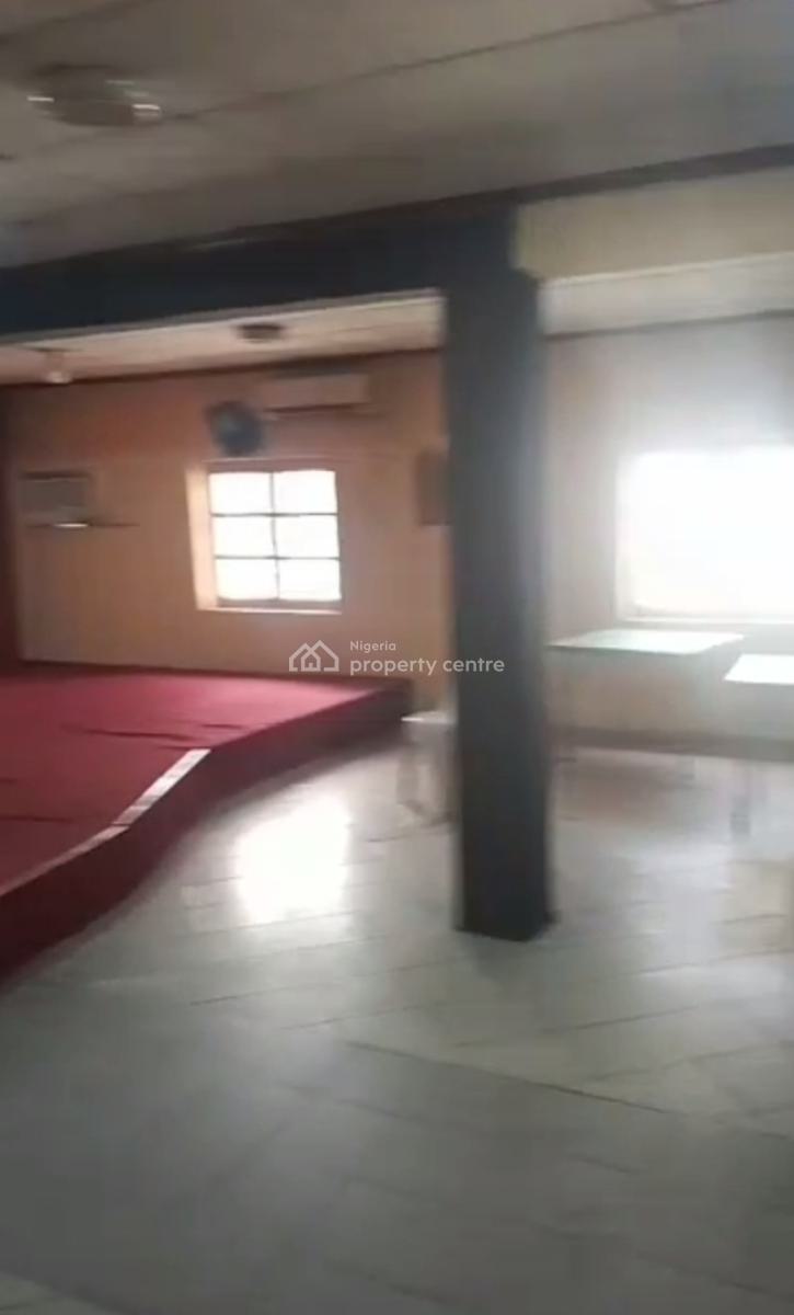 3-bedroom Open Plan Layout (ideal for Corporate/retail Use), Bode Thomas, Surulere, Lagos, Commercial Property for Rent