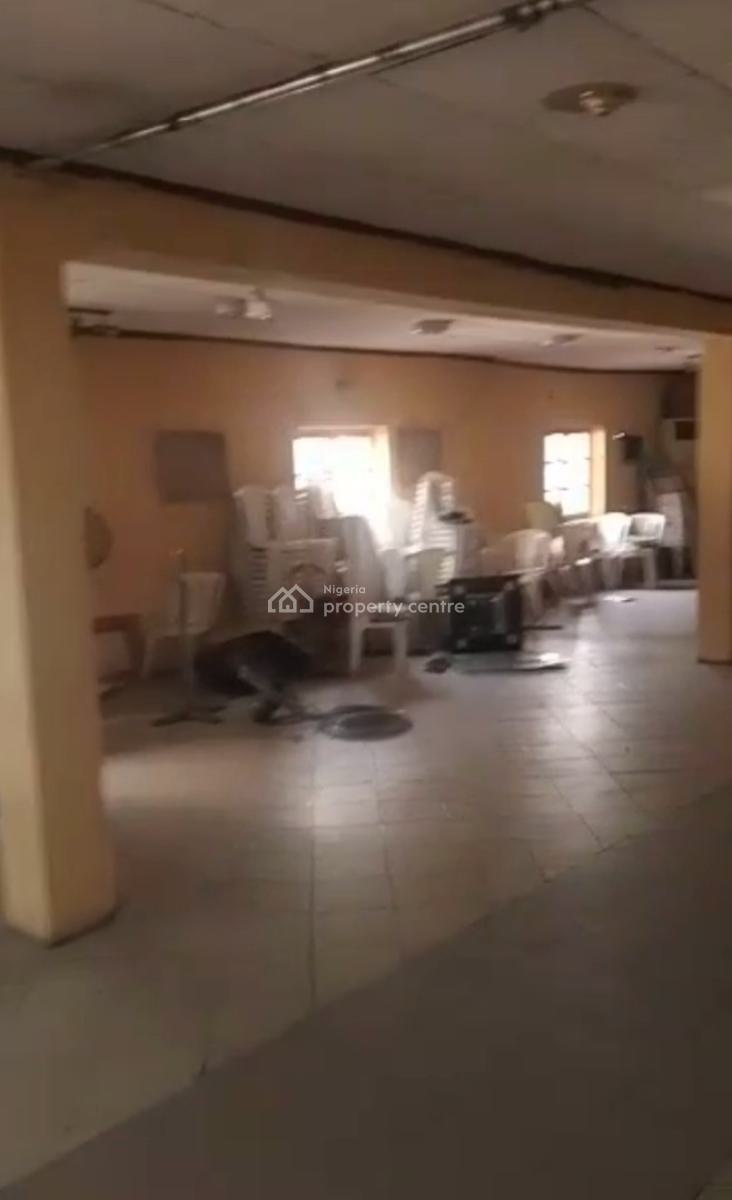 3-bedroom Open Plan Layout (ideal for Corporate/retail Use), Bode Thomas, Surulere, Lagos, Commercial Property for Rent