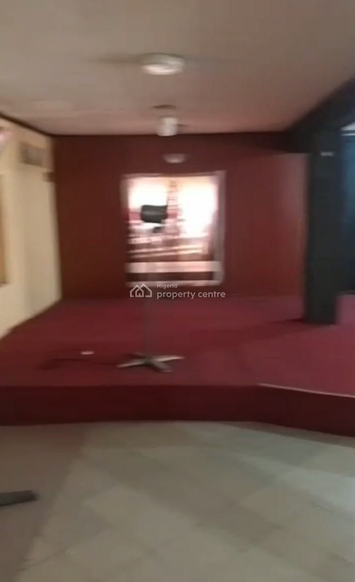 3-bedroom Open Plan Layout (ideal for Corporate/retail Use), Bode Thomas, Surulere, Lagos, Commercial Property for Rent