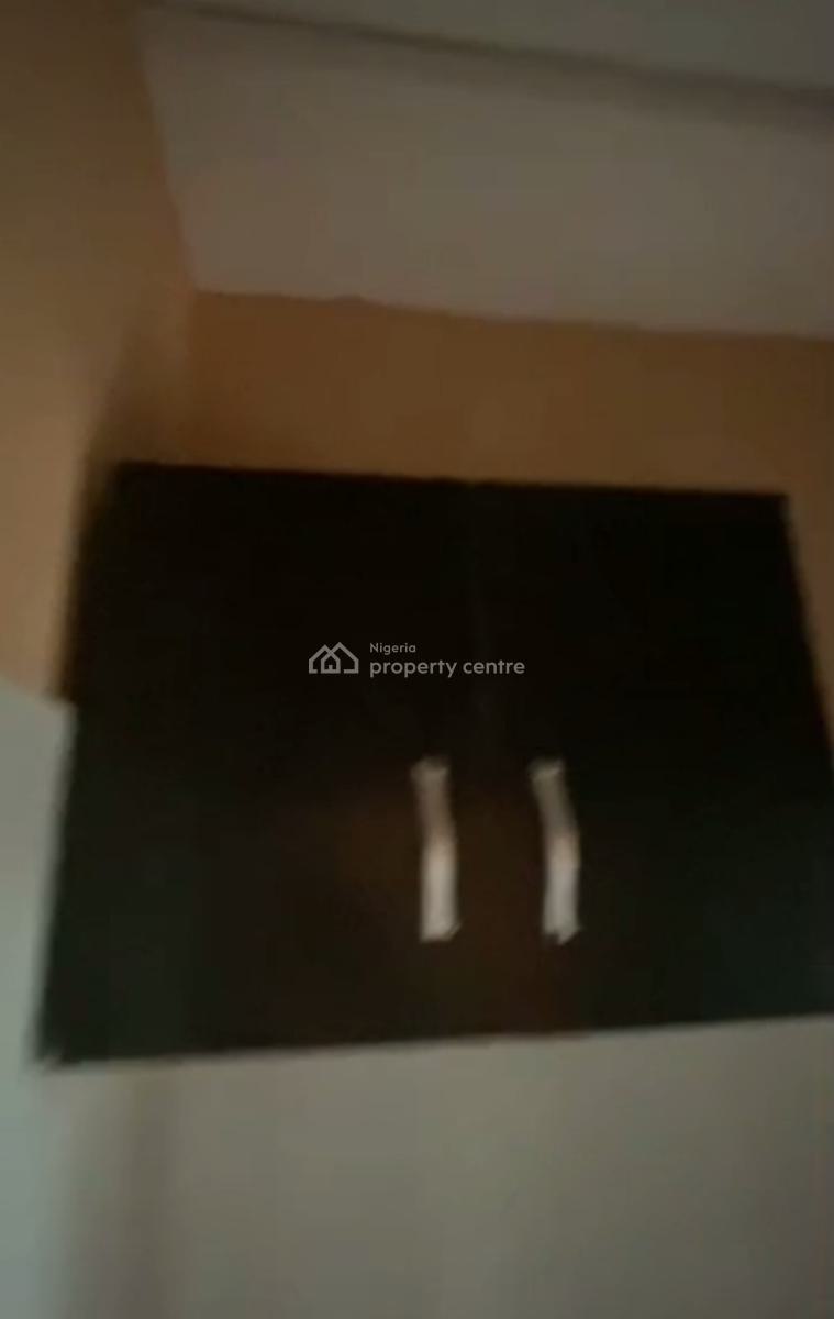 Decent Standard Spacious a Room Self Contain, Onike, Iwaya, Yaba, Lagos, Self Contain (single Rooms) for Rent