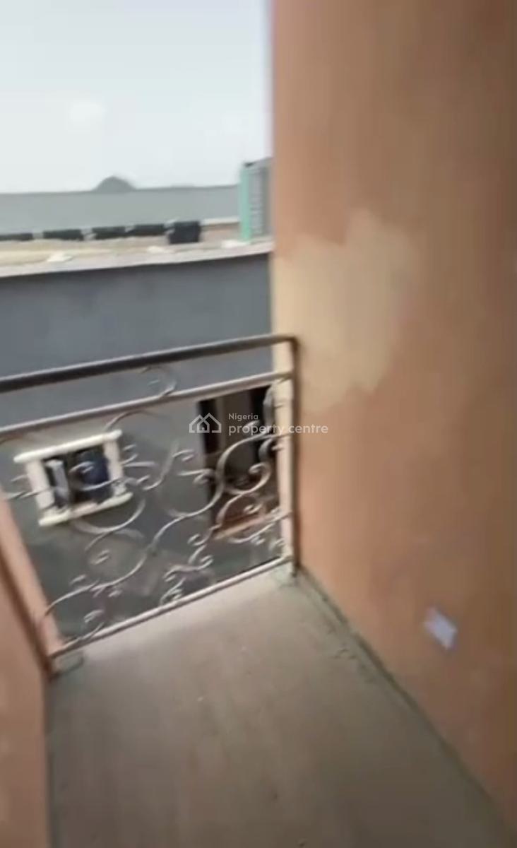 Decent Standard Spacious a Room Self Contain, Onike, Iwaya, Yaba, Lagos, Self Contain (single Rooms) for Rent