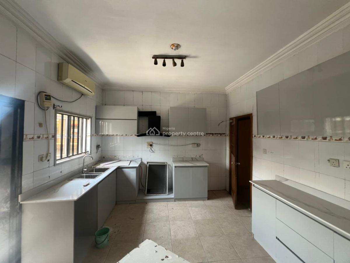 *5 Bedroom Semi Detached Duplex with 2 Bqs*, Lekki Phase 1, Lekki, Lagos, Semi-detached Duplex for Sale