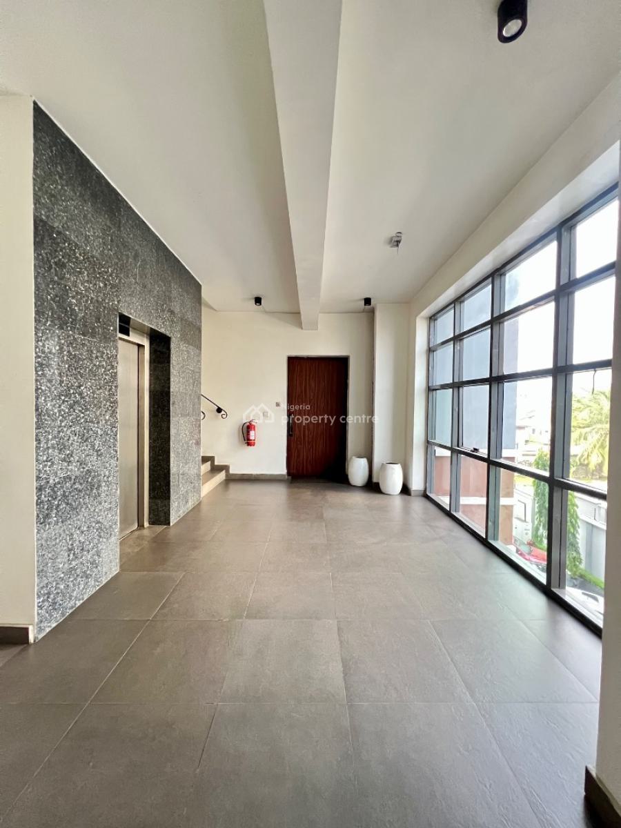Exquisite 3 Bedroom Apartment + a Room Bq, Off Busola Durosinmi Etti, Lekki Phase 1, Lekki, Lagos, Flat / Apartment for Rent