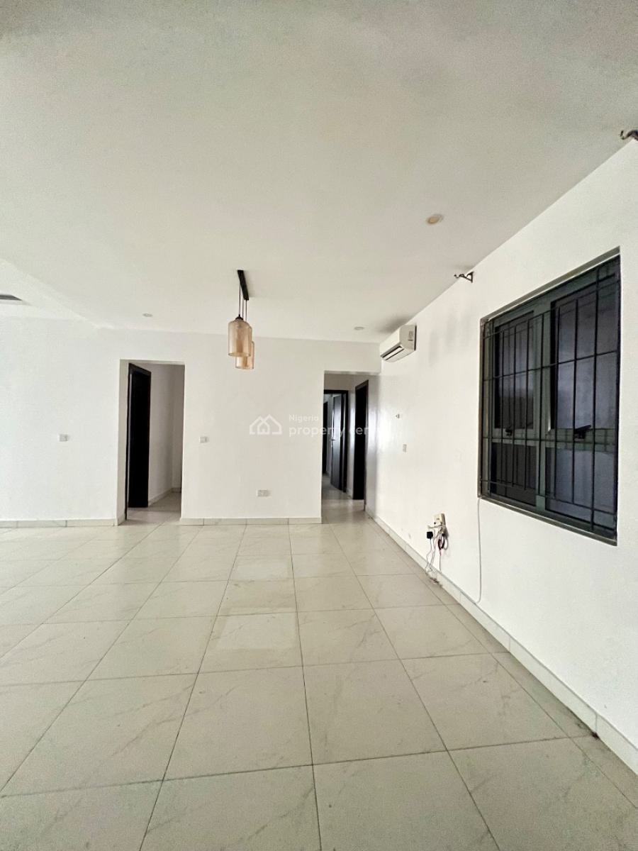Exquisite 3 Bedroom Apartment + a Room Bq, Off Busola Durosinmi Etti, Lekki Phase 1, Lekki, Lagos, Flat / Apartment for Rent