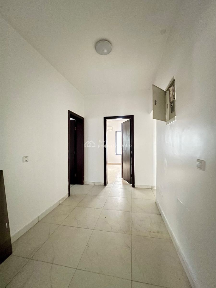 Exquisite 3 Bedroom Apartment + a Room Bq, Off Busola Durosinmi Etti, Lekki Phase 1, Lekki, Lagos, Flat / Apartment for Rent