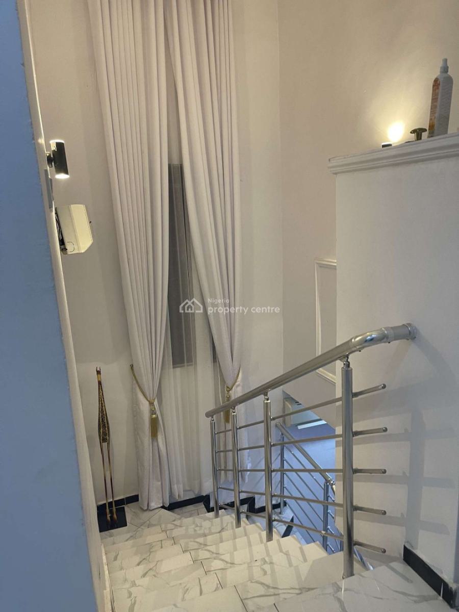 3bedroom Duplex at Ikota Gra Lekki Lagos, Ikota Gra Lekki Lagos, Ikota, Lekki, Lagos, Semi-detached Duplex Short Let