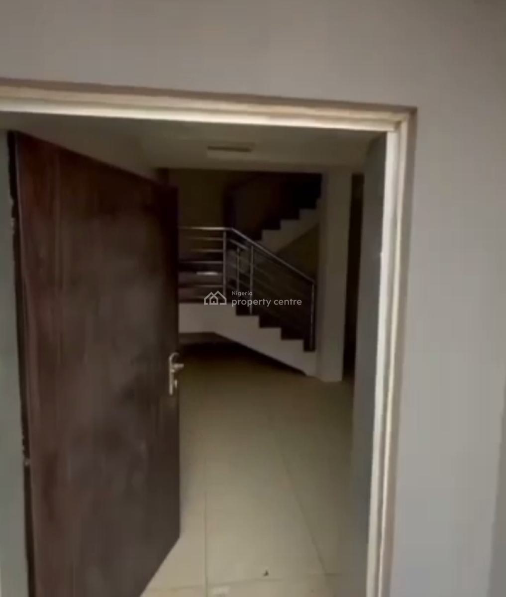 Brand New 4 Bedroom Terrace Duplex + 1 Bq, Gaduwa, Abuja, Terraced Duplex for Rent