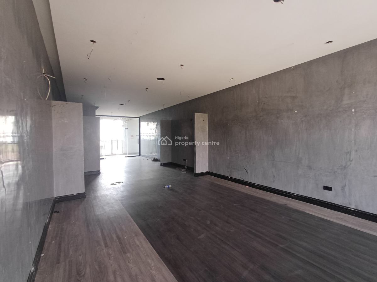 66sqm Shop / Office Space on The Third Floor, Wuse 2, Abuja, Shop for Rent