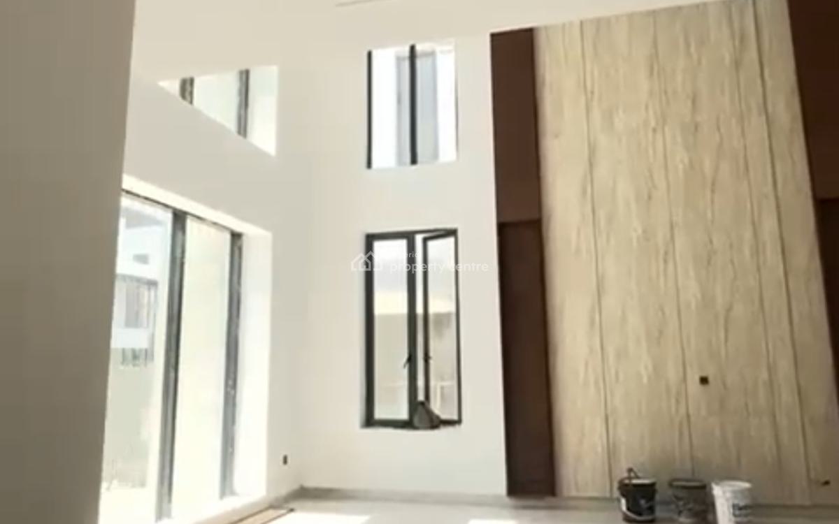 5 Bedroom Villa with 1bq + Swim/pool Gym Constant Power Supply Etc, Lekki Phase 1, Lekki, Lagos, Detached Duplex for Sale