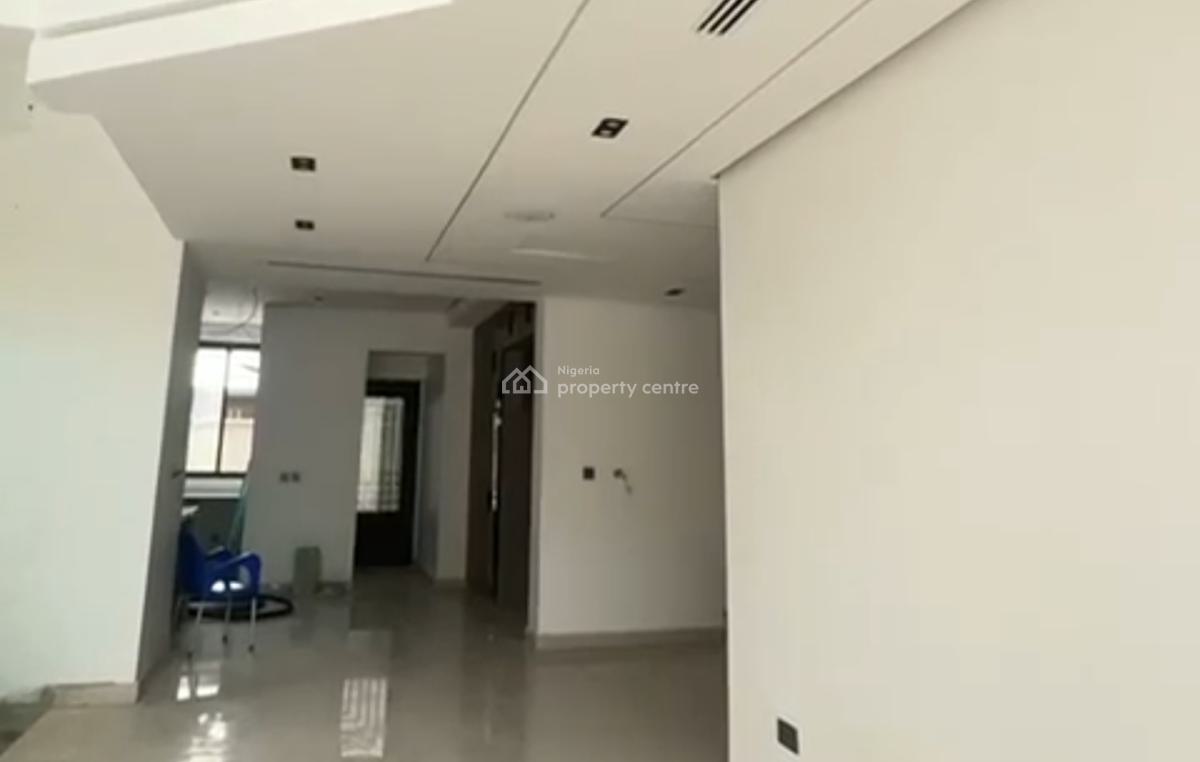 5 Bedroom Villa with 1bq + Swim/pool Gym Constant Power Supply Etc, Lekki Phase 1, Lekki, Lagos, Detached Duplex for Sale