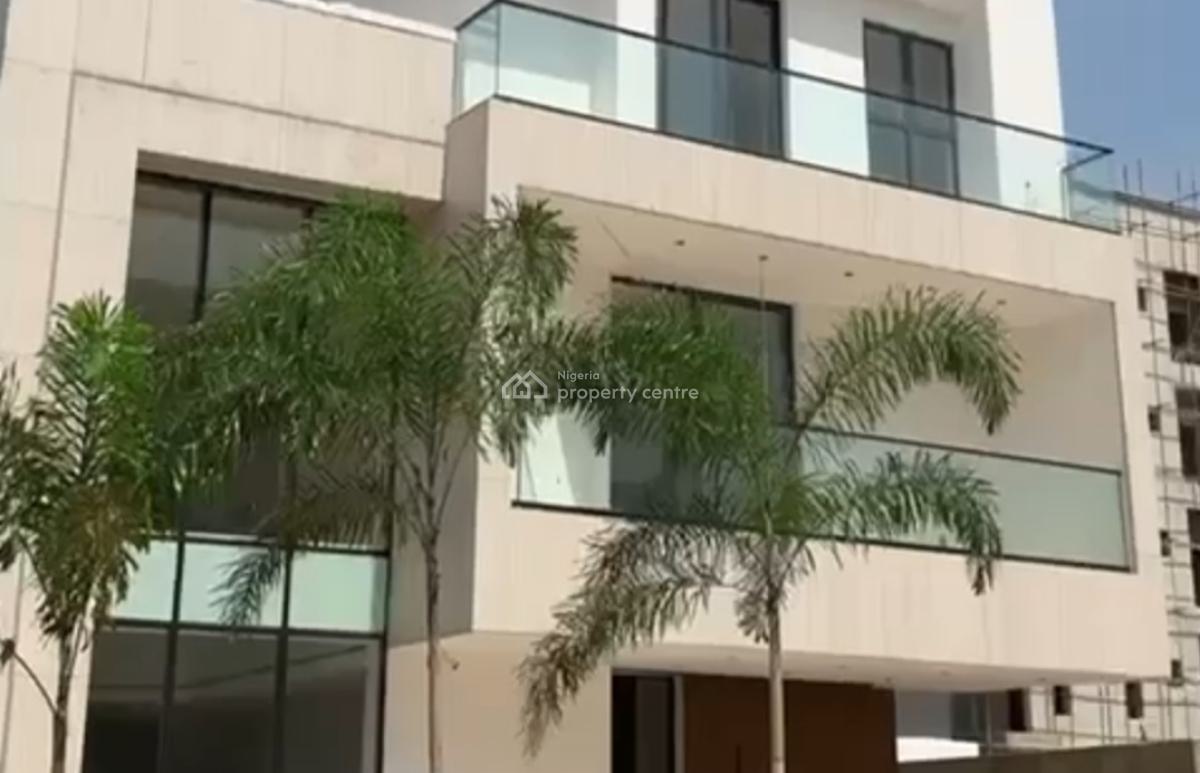 5 Bedroom Villa with 1bq + Swim/pool Gym Constant Power Supply Etc, Lekki Phase 1, Lekki, Lagos, Detached Duplex for Sale