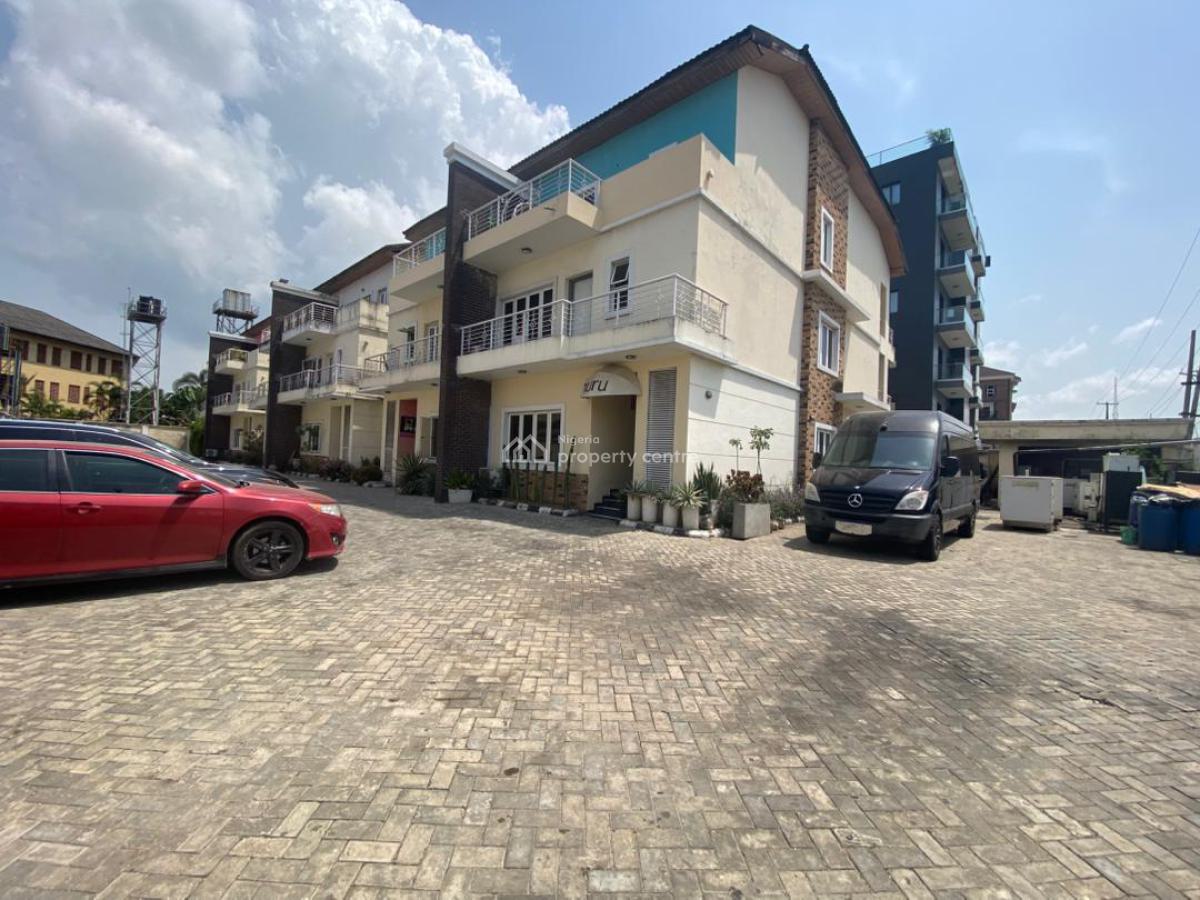 4 Bedroom Terrace Duplex with Bq, Lekki Phase 1, Lekki Phase 1, Lekki, Lagos, Terraced Duplex for Rent