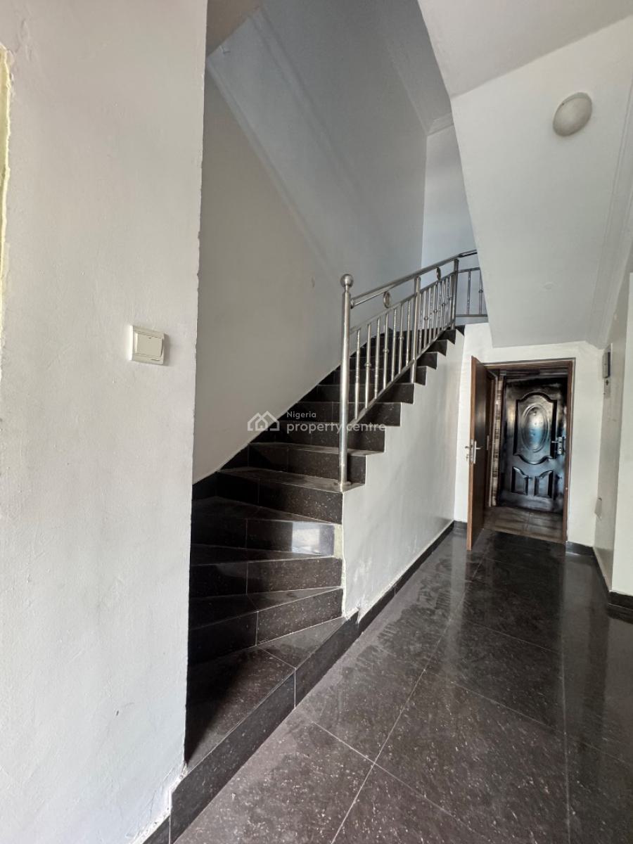 Decent 2bedroom Terrace Duplex, Lekki Phase 1, Lekki, Lagos, Terraced Duplex for Rent