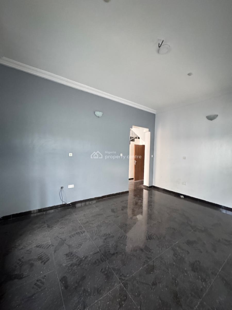 Decent 2bedroom Terrace Duplex, Lekki Phase 1, Lekki, Lagos, Terraced Duplex for Rent