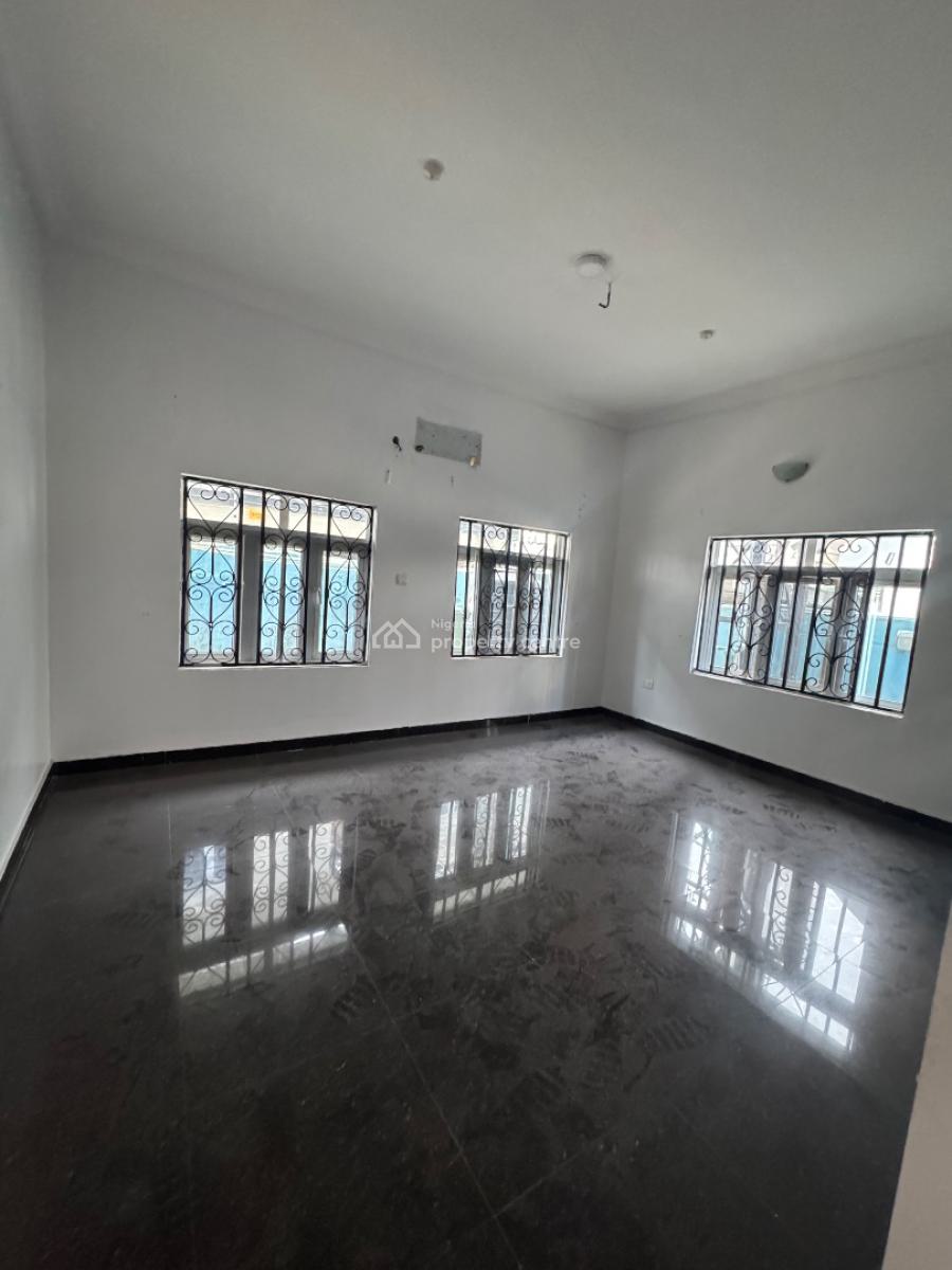 Decent 2bedroom Terrace Duplex, Lekki Phase 1, Lekki, Lagos, Terraced Duplex for Rent