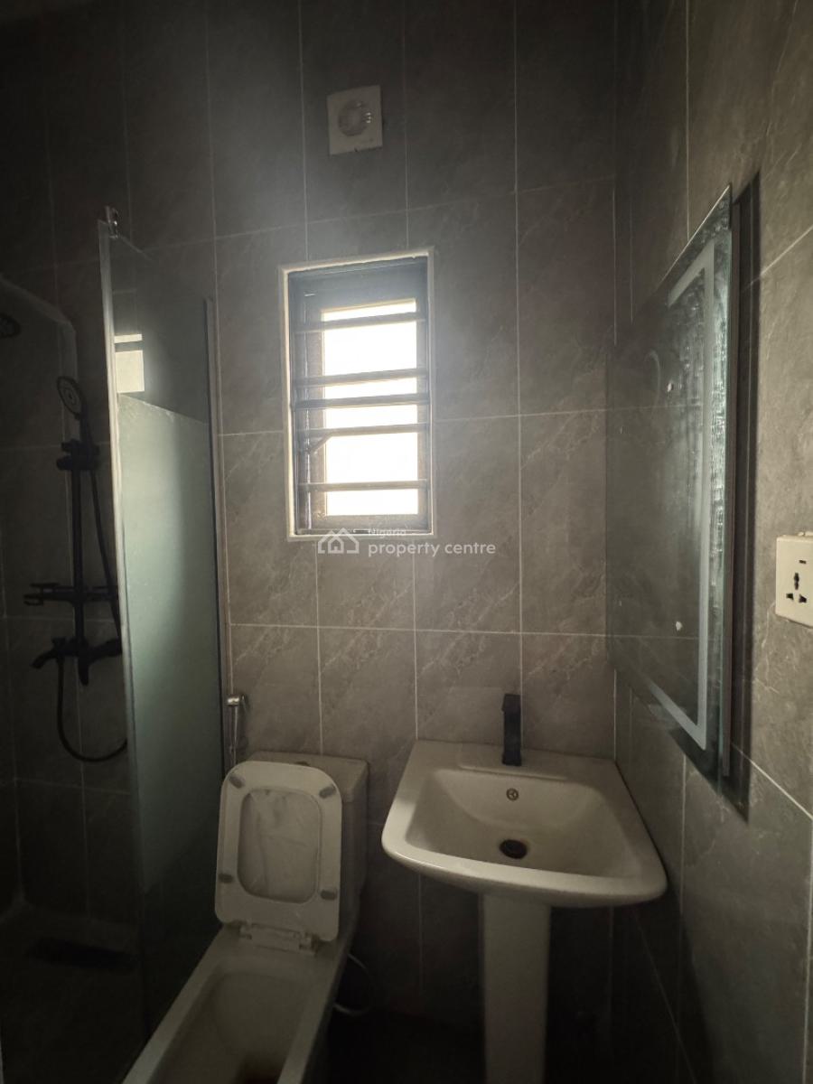 Three (3) Bedroom Duplex, Ologolo, Lekki, Lagos, Flat / Apartment for Rent