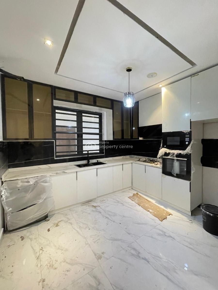 Beautiful (2) Bedroom Apartment with Pool & Gym, Ikate, Lekki, Lagos, Flat / Apartment for Rent