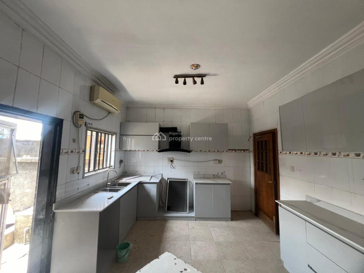 5 Bedroom Semi Detached Duplex with Bq, Lekki Phase 1, Lekki Phase 1, Lekki, Lagos, Semi-detached Duplex for Rent